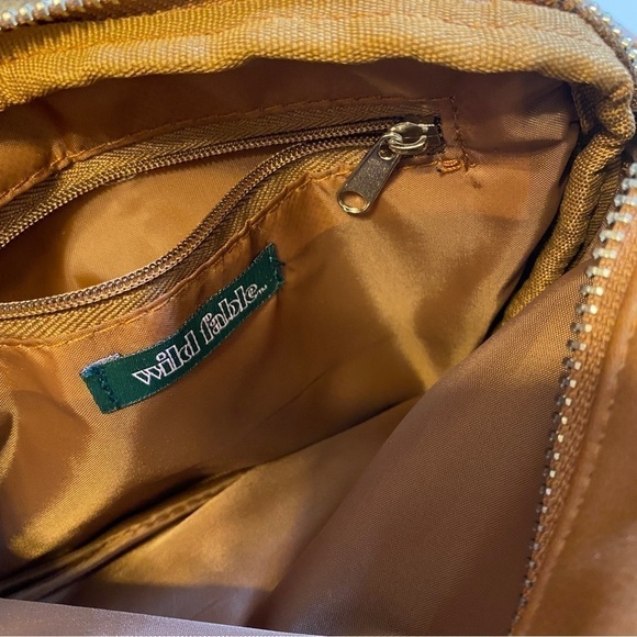 Caramel crossbody purse - Picture 5 of 6